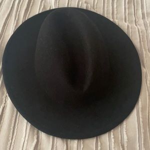 Black Wide brim hat